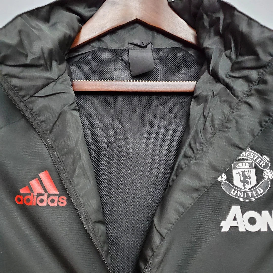 2021 Manchester United Jersey Windbreaker Black(White-Red Edge)