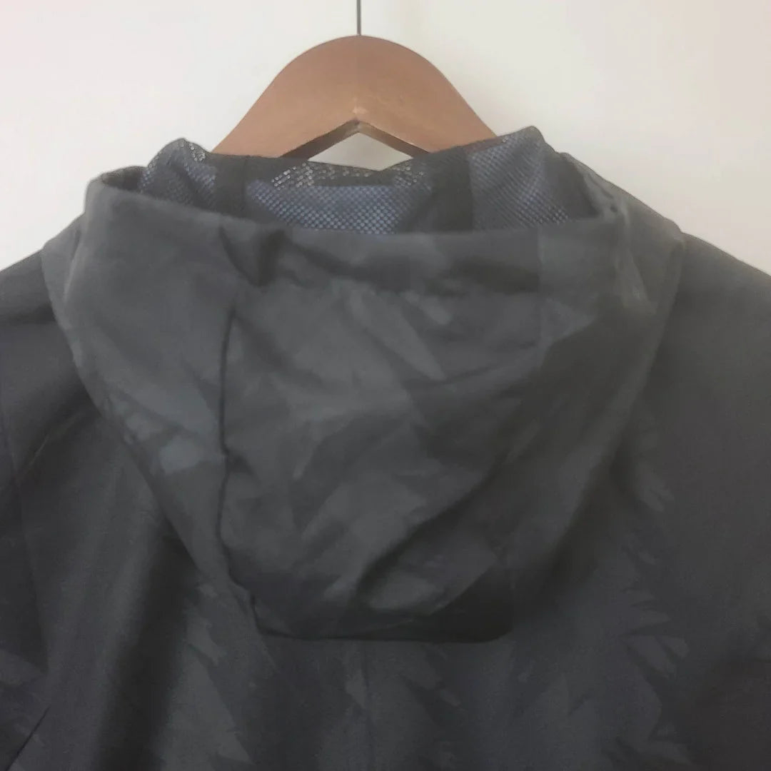 2022/2023 Manchester United Windbreaker Black White Edge