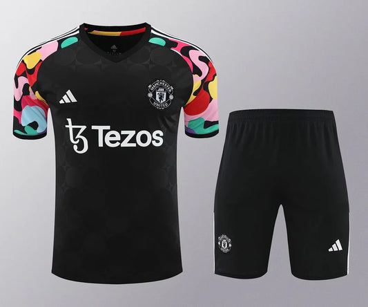2024/2025 Manchester United pre-match training Blcak Shirt+Shorts 1:1 Thai Quality